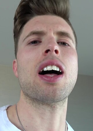 Hairy Jock Wade County Jerks Off