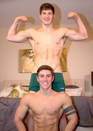 Jarod Spear FUCKS Sebastian Hook