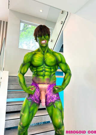 Hunky Hulk Wanna SMASH!